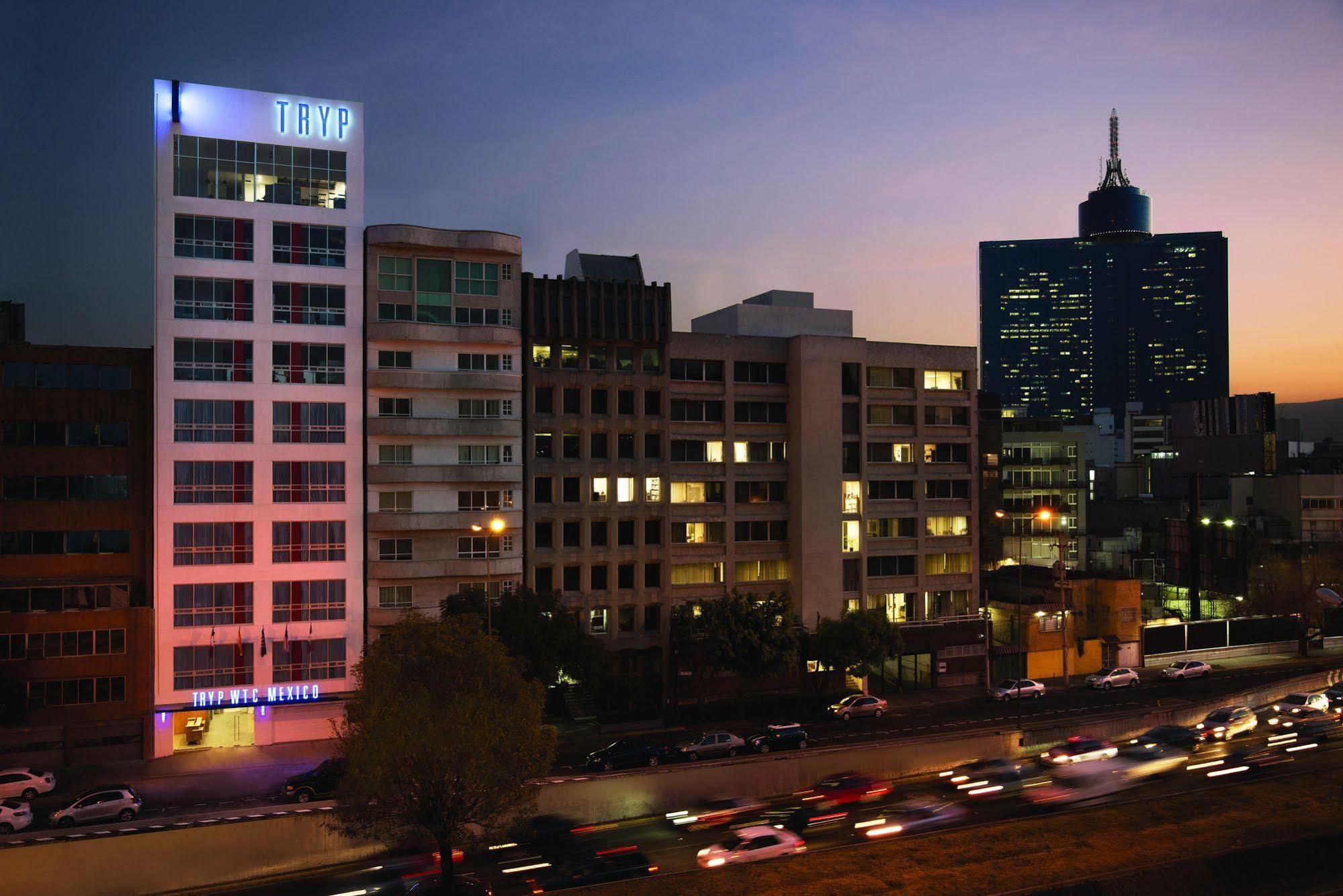 Tryp By Wyndham Mexico City World Trade Center Area Exterior photo